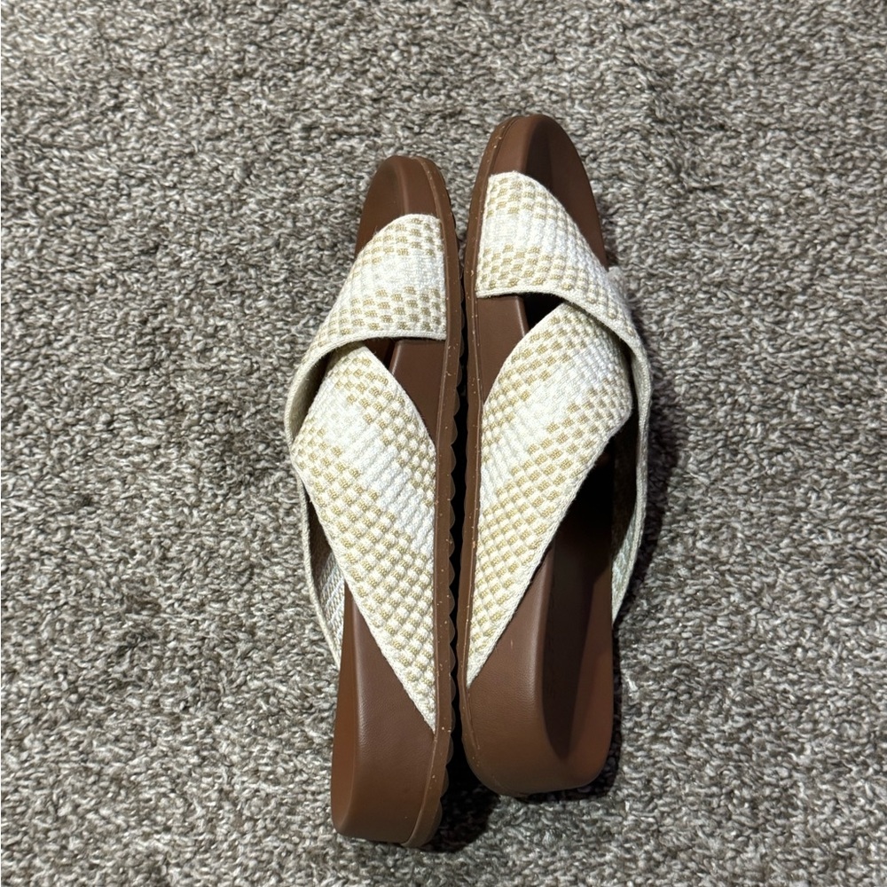 Rothy’s The Weekend Slide in Vanilla Cone Size 8 MSRP: $130 - Picture 5 of 11